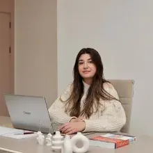 Kl. Psk. Özlem Kıral — Psikoloji, Tokat. Portre fotoğrafı.
