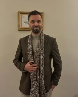 Uzm. Dr. İsmet Anıl Berk profilinde yer alan galeri fotoğrafı.