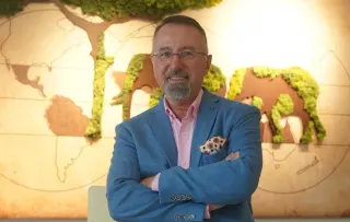 Prof. Dr. İsmail Özdemir profilinde yer alan galeri fotoğrafı.