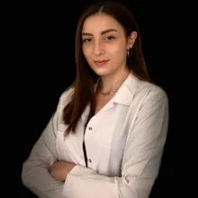 Dyt. Merve Çalışkan — Diyetisyen, İstanbul. Portre fotoğrafı.