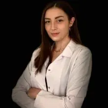 Dyt. Merve Çalışkan — Diyetisyen, İstanbul. Portre fotoğrafı.
