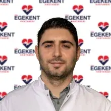 Uzm. Dr. Nail Özhan — Denizli. Portre fotoğrafı.