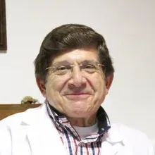 Uzm. Dr. Cem Baykan — Ankara. Portre fotoğrafı.