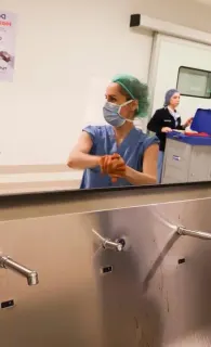 Op. Dr. Yasemin Ağralı profilinde yer alan galeri fotoğrafı.