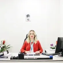 Op. Dr. Burçin Kaya Hüseyinoğlu — Göz Hastalıkları, Bursa. Portre fotoğrafı.