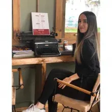 Dyt. Pelin Cantaş — Diyetisyen, İstanbul. Portre fotoğrafı.
