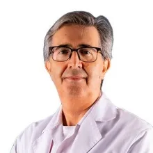 Uzm. Dr. Bülent Özkamer — Çocuk Sağlığı Ve Hastalıkları, Gebze, Kocaeli. Portre fotoğrafı.