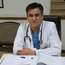 Dr. Taner Berktaş — İstanbul. Portre fotoğrafı.