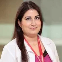 Doç. Dr. Umut Aslı Dinç — Göz Hastalıkları, İstanbul. Portre fotoğrafı.