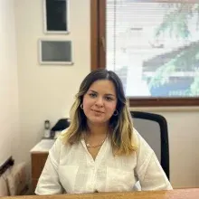 Kl. Psk. Melike Özdemir — Psikoloji, İstanbul. Portre fotoğrafı.