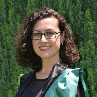 Psk. Pelin Bayın — Psikoloji. Portre fotoğrafı.