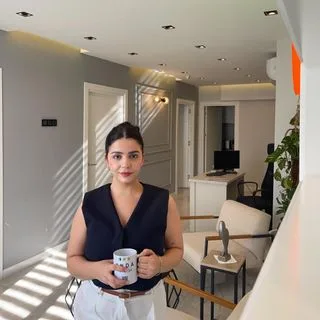 Psk. Cansel İpek — Psikoloji, Adana. Portre fotoğrafı.