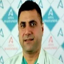 Op. Dr. Hakan Seven — Kadın Hastalıkları Ve Doğum, Gaziosmanpaşa, İstanbul. Portre fotoğrafı.