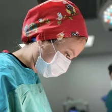 Op. Dr. Buğçe Ballıoğlu Güney — Plastik Rekonstrüktif Ve Estetik Cerrahi, Çankaya, Ankara. Portre fotoğrafı.