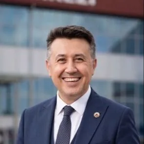 Doç. Dr. Ahmet Üzer — Psikiyatri, Afyonkarahisar. Portre fotoğrafı.