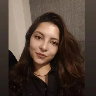 Psk. Gülten Altunsoy — Psikoloji. Portre fotoğrafı.