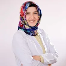 Psk. Güllü Ünal — Psikoloji, Aksaray. Portre fotoğrafı.