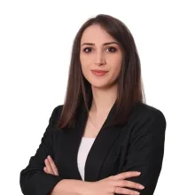 Uzm. Psk. Dan. Ayşe Nur Kazmaz — Psikolojik Danışma ve Rehberlik, Samsun. Portre fotoğrafı.