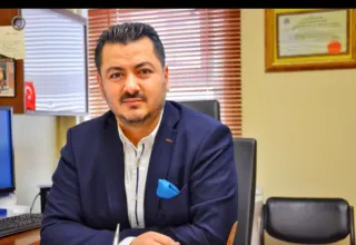 Prof. Dr. Volkan İzol profilinde yer alan galeri fotoğrafı.