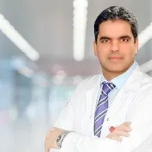 Uzm. Dr. Mustafa Polat — Kardiyoloji, Seyhan, Adana. Portre fotoğrafı.