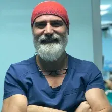 Prof. Dr. Ender İnci — Kulak Burun Boğaz, İstanbul. Portre fotoğrafı.