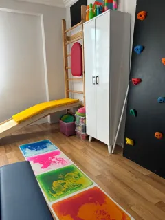 Erg. Sude İldem Bekar profilinde yer alan galeri fotoğrafı.