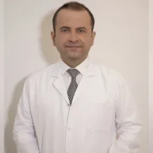 Op. Dr. Salahattin Mısırlıoğlu — İskenderun, Hatay. Portre fotoğrafı.