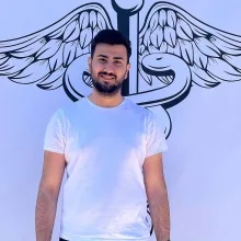 Dkt. Samet Akkaya — Dil ve Konuşma Terapisi, Kayseri. Portre fotoğrafı.