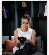 Op. Dr. Nazlı Selvi profilinde yer alan galeri fotoğrafı.