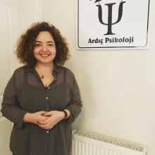 Kl. Psk. Gülce Algur Çataltepe — İstanbul. Portre fotoğrafı.