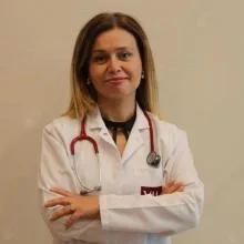 Uzm. Dr. Melike Özberk Koç — Çocuk Sağlığı Ve Hastalıkları, Bakırköy, İstanbul. Portre fotoğrafı.