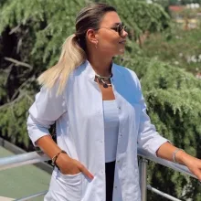 Psk. Damla Karaaytu — Psikoloji, İstanbul. Portre fotoğrafı.