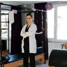 Fzt. Tuğçe Atmaca — Fizyoterapi Ve Rehabilitasyon, Hatay. Portre fotoğrafı.
