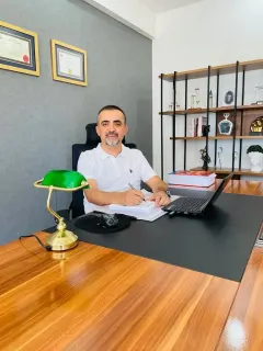 Doç. Dr. Kadir Demirci profilinde yer alan galeri fotoğrafı.