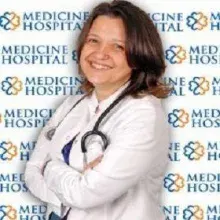 Uzm. Dr. Yasemin Ercan Değirmenci — Kadın Hastalıkları Ve Doğum. Portre fotoğrafı.