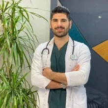 Dr. Diya Abdalghafer — İstanbul. Portre fotoğrafı.