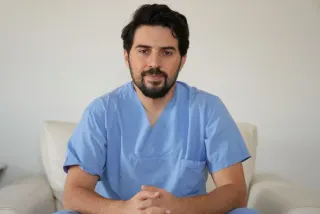 Op. Dr. Fuad Sofuoğlu profilinde yer alan galeri fotoğrafı.
