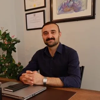 Kl. Psk. Enes Topuz — Psikoloji, Kocaeli. Portre fotoğrafı.