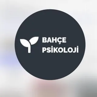 Kl. Psk. Cansu Köse — Psikoloji, İstanbul. Portre fotoğrafı.