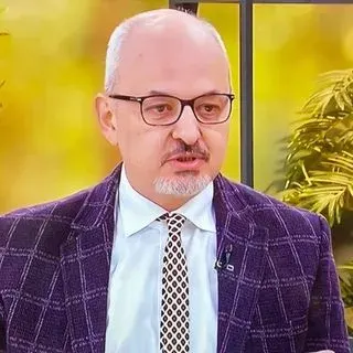 Prof. Dr. Mustafa Gökhan Bilgili — Ortopedi Ve Travmatoloji, İstanbul. Portre fotoğrafı.