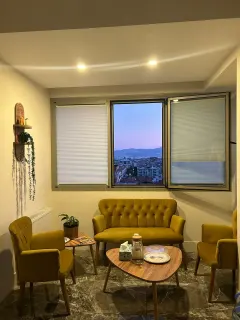 Uzm. Psk. Saliha Büşra Akgün profilinde yer alan galeri fotoğrafı.