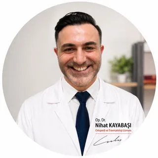 Op. Dr. Nihat Kayabaşı — Ortopedi Ve Travmatoloji, Gebze, Kocaeli. Portre fotoğrafı.