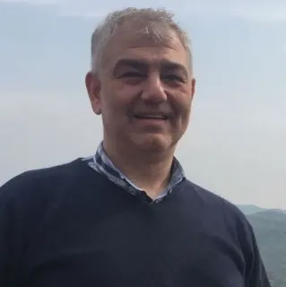 Prof. Dr. Sarper Yılmaz profilinde yer alan galeri fotoğrafı.