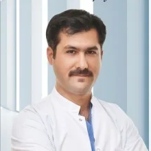 Op. Dr. Süleyman Çakmakçı — Üroloji, Elazığ. Portre fotoğrafı.