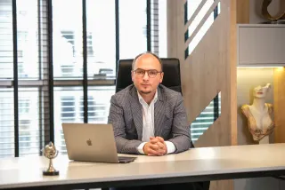 Op. Dr. Uğurcan Şener profilinde yer alan galeri fotoğrafı.