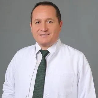 Op. Dr. İsmail Gülden — Üroloji, Çorum. Portre fotoğrafı.