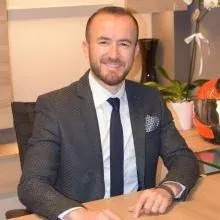 Op. Dr. Bülent Arıcı — Kadın Hastalıkları Ve Doğum, Şişli, İstanbul. Portre fotoğrafı.