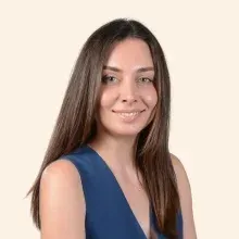 Op. Dr. Büşra Engin Potoğlu — Göz Hastalıkları, Tekirdağ. Portre fotoğrafı.
