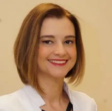 Uzm. Dr. Serpil Can — Çocuk Sağlığı Ve Hastalıkları, İstanbul. Portre fotoğrafı.