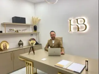 Op. Dr. Hakan Bayri profilinde yer alan galeri fotoğrafı.